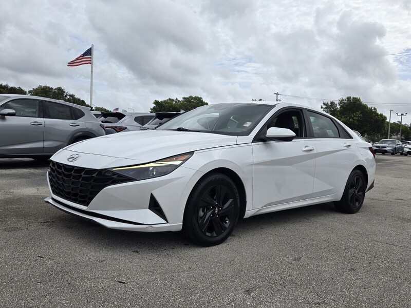 Used 2021 HYUNDAI ELANTRA SEL IVT in FT. LAUDERDALE, FLORIDA