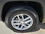 Used 2024 JEEP GRAND CHEROKEE LAREDO X in DAVIE, FLORIDA (Photo 9)