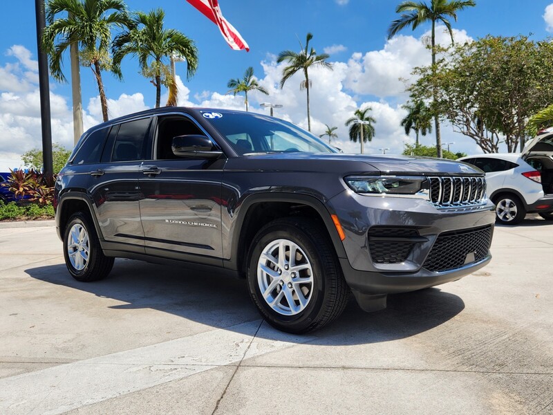 Used 2024 JEEP GRAND CHEROKEE LAREDO X in DAVIE, FLORIDA