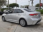 Used 2021 TOYOTA COROLLA LE in DAVIE, FLORIDA (Photo 7)