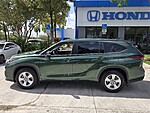 Used 2025 TOYOTA HIGHLANDER LE in DAVIE, FLORIDA (Photo 3)