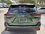 Used 2025 TOYOTA HIGHLANDER LE in DAVIE, FLORIDA (Photo 5)