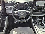 Used 2023 TOYOTA HIGHLANDER L in DAVIE, FLORIDA (Photo 12)