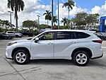 Used 2023 TOYOTA HIGHLANDER L in DAVIE, FLORIDA (Photo 3)