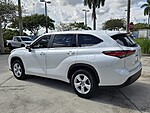 Used 2023 TOYOTA HIGHLANDER L in DAVIE, FLORIDA (Photo 7)