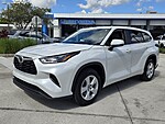 Used 2023 TOYOTA HIGHLANDER L in DAVIE, FLORIDA (Photo 8)