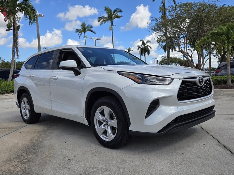 Used 2023 TOYOTA HIGHLANDER L in DAVIE, FLORIDA