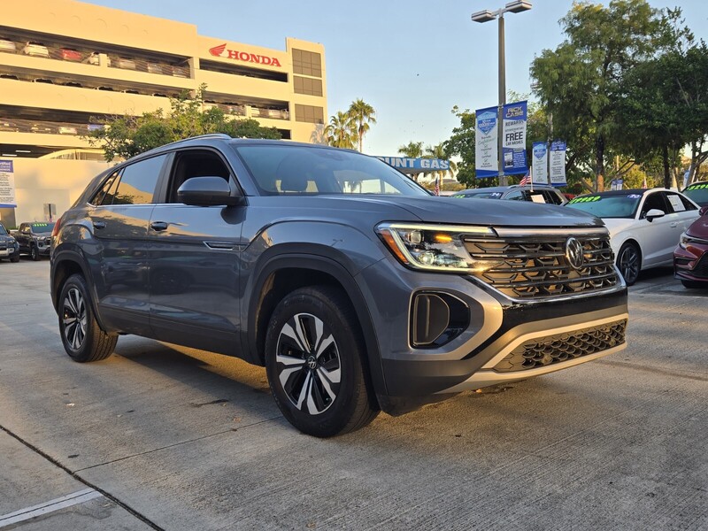 Used 2024 Volkswagen Atlas Cross Sport 2.0T SE in DAVIE, FLORIDA