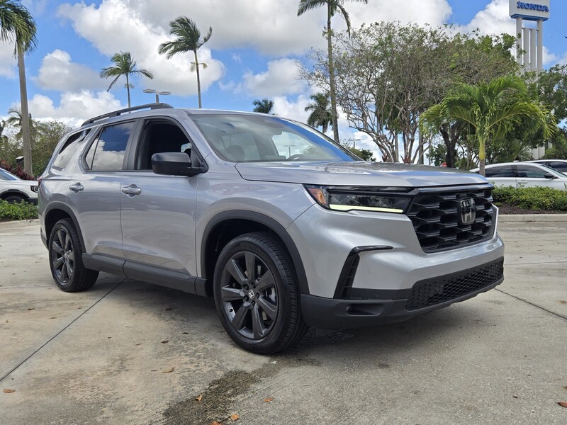 Used 2025 Honda Pilot SPORT in DAVIE, FLORIDA