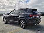 Used 2025 Volkswagen Atlas 2.0T SE in DAVIE, FLORIDA (Photo 7)