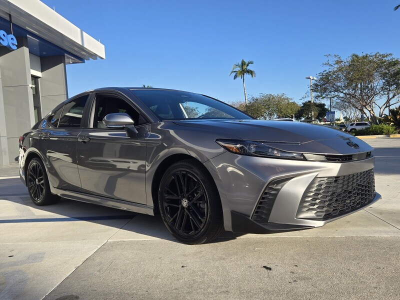 Used 2025 TOYOTA CAMRY SE in DAVIE, FLORIDA