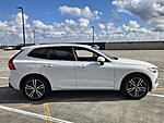 Used 2021 VOLVO XC60 MOMENTUM in DAVIE, FLORIDA (Photo 3)