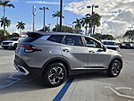 Used 2023 KIA SPORTAGE LX in DAVIE, FLORIDA (Photo 7)