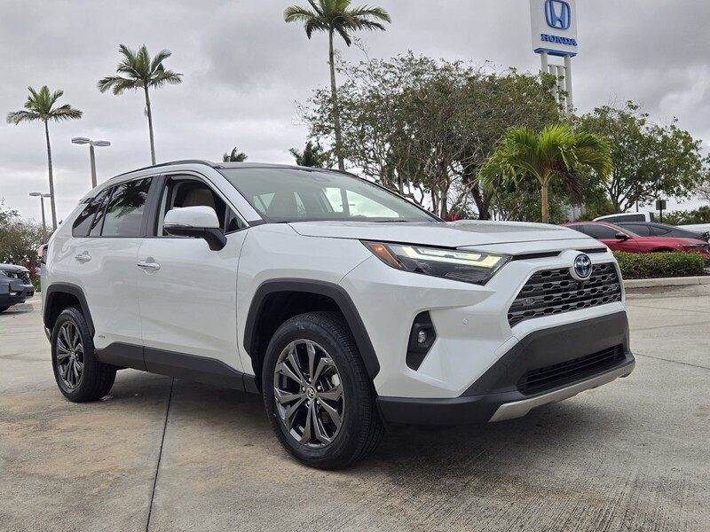 Used 2024 TOYOTA RAV4 HYBRID LIMITED in DAVIE, FLORIDA