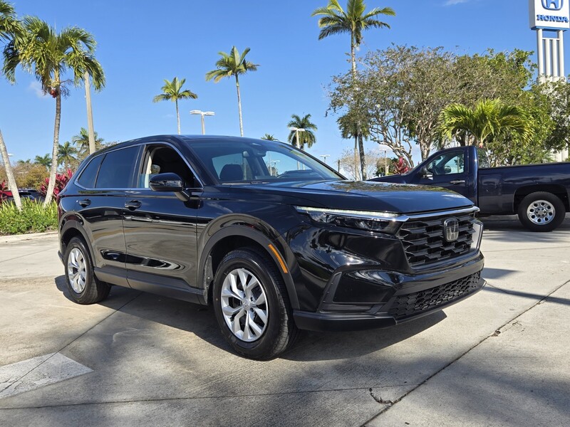 Used 2025 Honda CR-V LX in DAVIE, FLORIDA