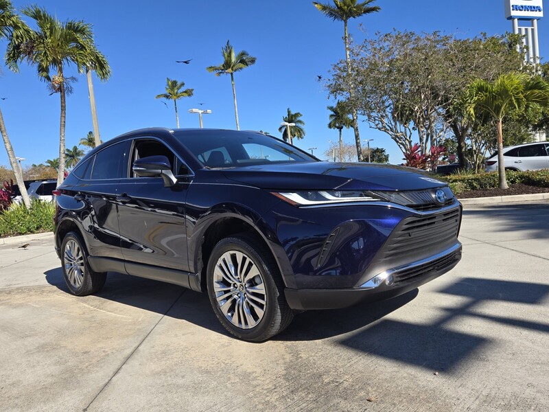 Used 2024 TOYOTA VENZA XLE in DAVIE, FLORIDA