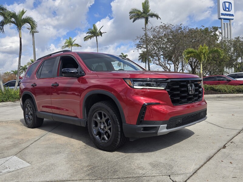 Used 2023 Honda Pilot TRAILSPORT in DAVIE, FLORIDA