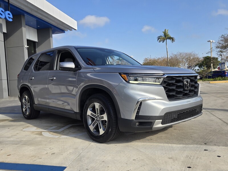 Used 2024 Honda Pilot EX-L 8 PASSENGER in DAVIE, FLORIDA