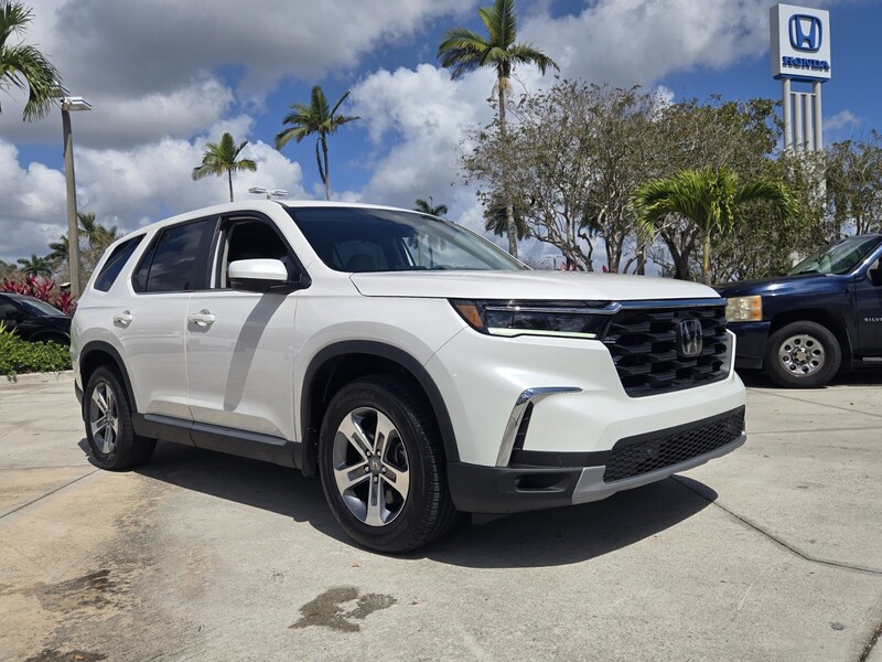 Used 2025 Honda Pilot EX-L in DAVIE, FLORIDA
