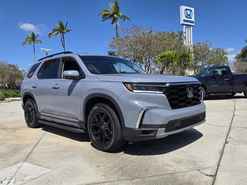 Used 2024 Honda Pilot TOURING in DAVIE, FLORIDA