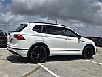 Used 2021 Volkswagen Tiguan SE R-LINE BLACK in DAVIE, FLORIDA (Photo 7)