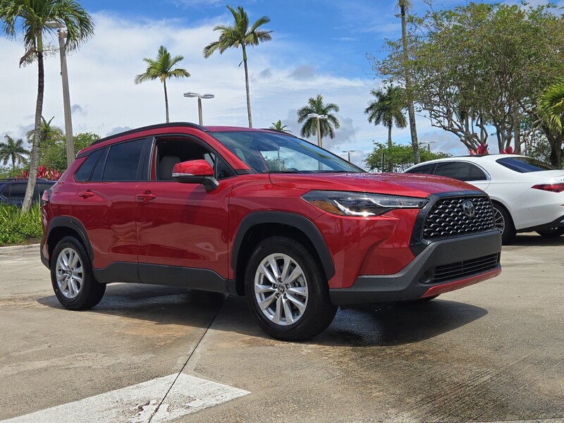 Used 2023 TOYOTA COROLLA CROSS LE in DAVIE, FLORIDA