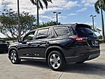 Used 2025 Honda Pilot EX-L in DAVIE, FLORIDA (Photo 8)