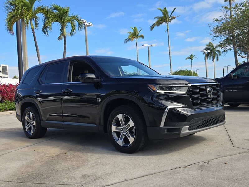 Used 2025 Honda Pilot EX-L in DAVIE, FLORIDA