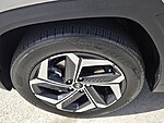 Used 2024 HYUNDAI TUCSON SEL in DAVIE, FLORIDA (Photo 9)