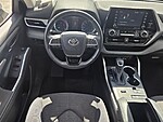 Used 2021 TOYOTA HIGHLANDER HYBRID LE in DAVIE, FLORIDA (Photo 12)