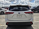 Used 2021 TOYOTA HIGHLANDER HYBRID LE in DAVIE, FLORIDA (Photo 6)