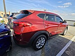Used 2019 HYUNDAI TUCSON SE in DAVIE, FLORIDA (Photo 4)