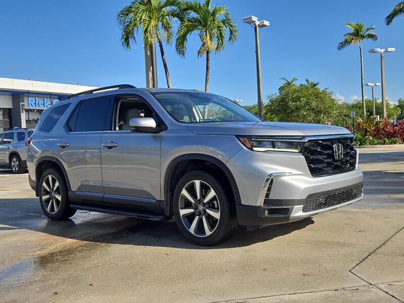 Used 2025 Honda Pilot TOURING in DAVIE, FLORIDA