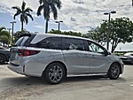 Used 2025 Honda Odyssey TOURING in DAVIE, FLORIDA (Photo 7)