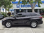 Used 2022 TOYOTA HIGHLANDER L in DAVIE, FLORIDA (Photo 4)