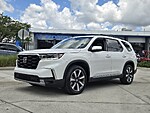 Used 2025 Honda Pilot TOURING in DAVIE, FLORIDA (Photo 9)