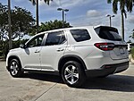 Used 2023 Honda Pilot EX-L 8 PASSENGER in DAVIE, FLORIDA (Photo 8)