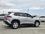 Used 2023 TOYOTA COROLLA CROSS L in DAVIE, FLORIDA (Photo 6)
