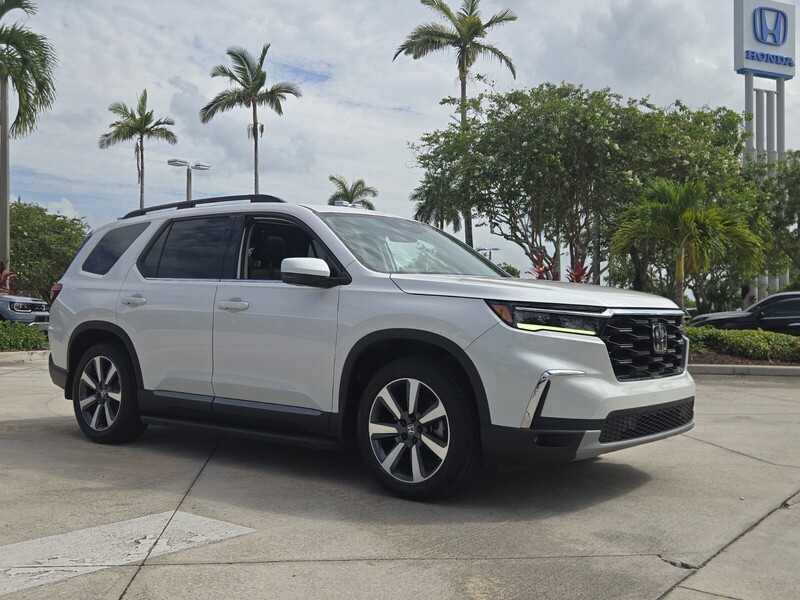 Used 2025 Honda Pilot TOURING in DAVIE, FLORIDA