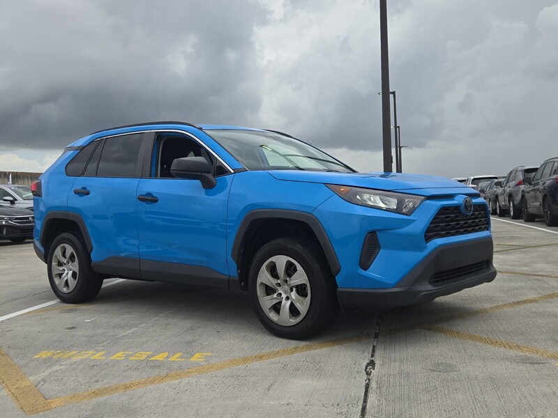 Used 2019 TOYOTA RAV4 LE in DAVIE, FLORIDA
