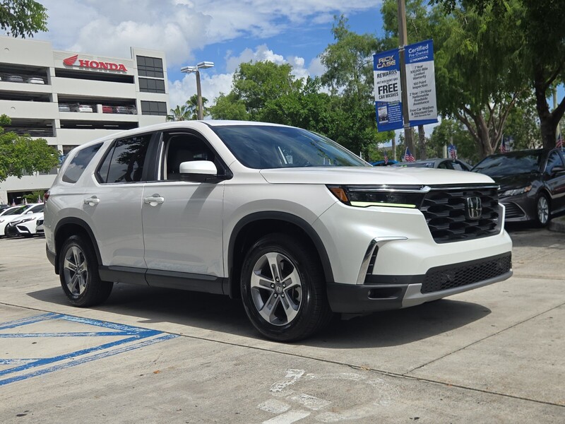 Used 2025 Honda Pilot EX-L in DAVIE, FLORIDA