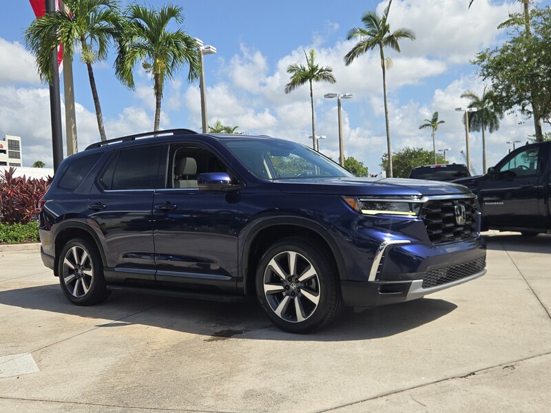 Used 2023 Honda Pilot TOURING in DAVIE, FLORIDA