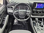Used 2024 TOYOTA HIGHLANDER LE in DAVIE, FLORIDA (Photo 13)