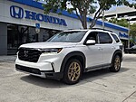 Used 2023 Honda Pilot TOURING in DAVIE, FLORIDA (Photo 9)