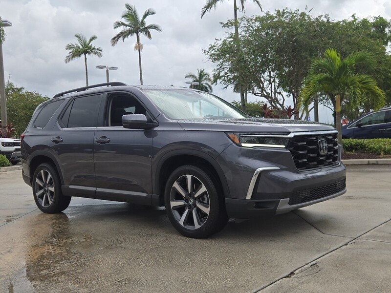 Used 2025 Honda Pilot TOURING in DAVIE, FLORIDA