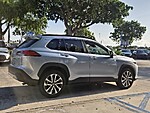 Used 2023 TOYOTA COROLLA CROSS XLE in DAVIE, FLORIDA (Photo 6)