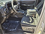 Used 2024 CHEVROLET COLORADO 4WD TRAIL BOSS in DAVIE, FLORIDA (Photo 11)