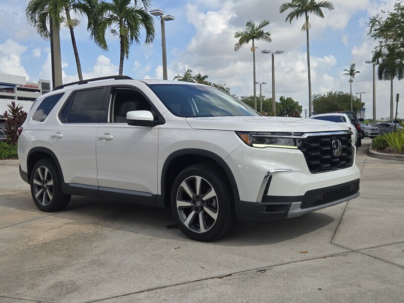 Used 2023 Honda Pilot TOURING in DAVIE, FLORIDA