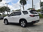 Used 2025 Honda Pilot EX-L in DAVIE, FLORIDA (Photo 8)