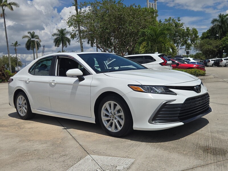 Used 2024 TOYOTA CAMRY LE in DAVIE, FLORIDA
